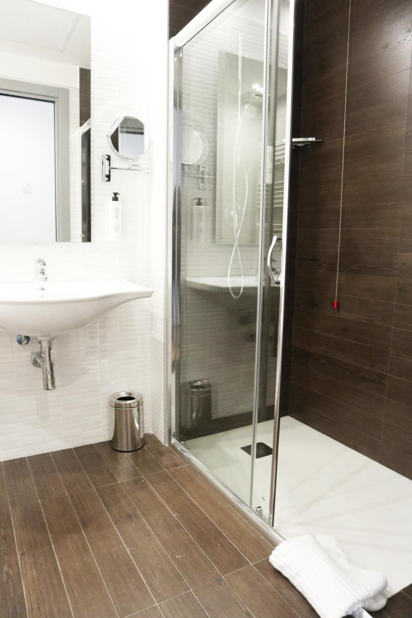 Victor Hotel Bari Ngoại thất bức ảnh