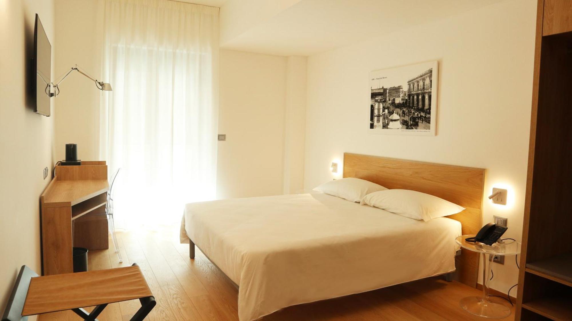Victor Hotel Bari Ngoại thất bức ảnh