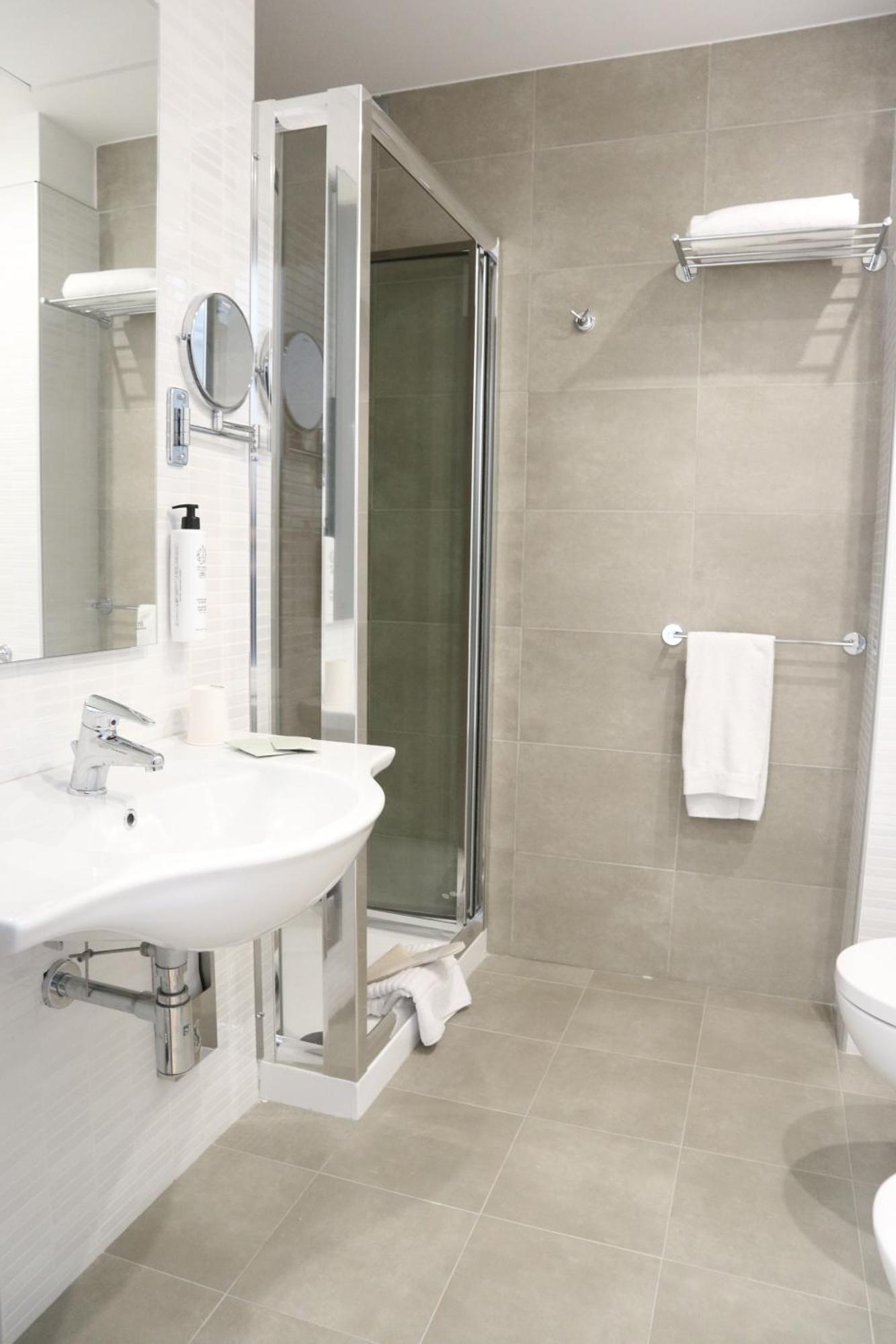 Victor Hotel Bari Ngoại thất bức ảnh